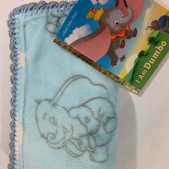 Disney Dumbo Crochet Baby Blanket Gift Set - Picture 7 of 14